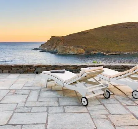 Blueros * Ano Syros